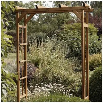 Tom Chambers Middleham Garden Arch -- (FSC)